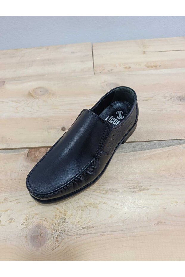 Men's Summer Shoes Genuine Inner and Outer Leather Light Sole Laceless and Orthopedic Black Color