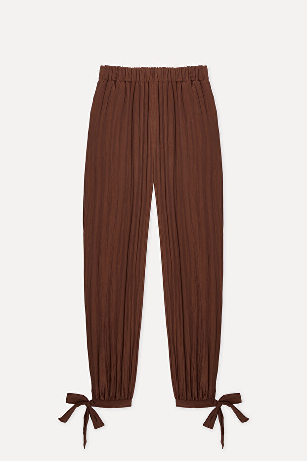 Women's Brown Chino Pants with Detailed Cuffs
