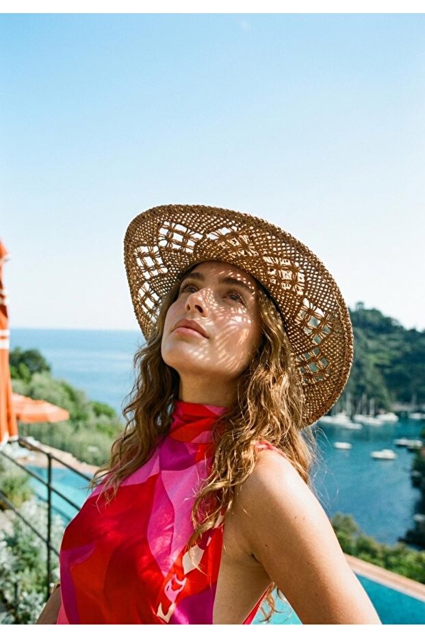 Luxurious Textured Perforated Knit Women's Cowboy Hat