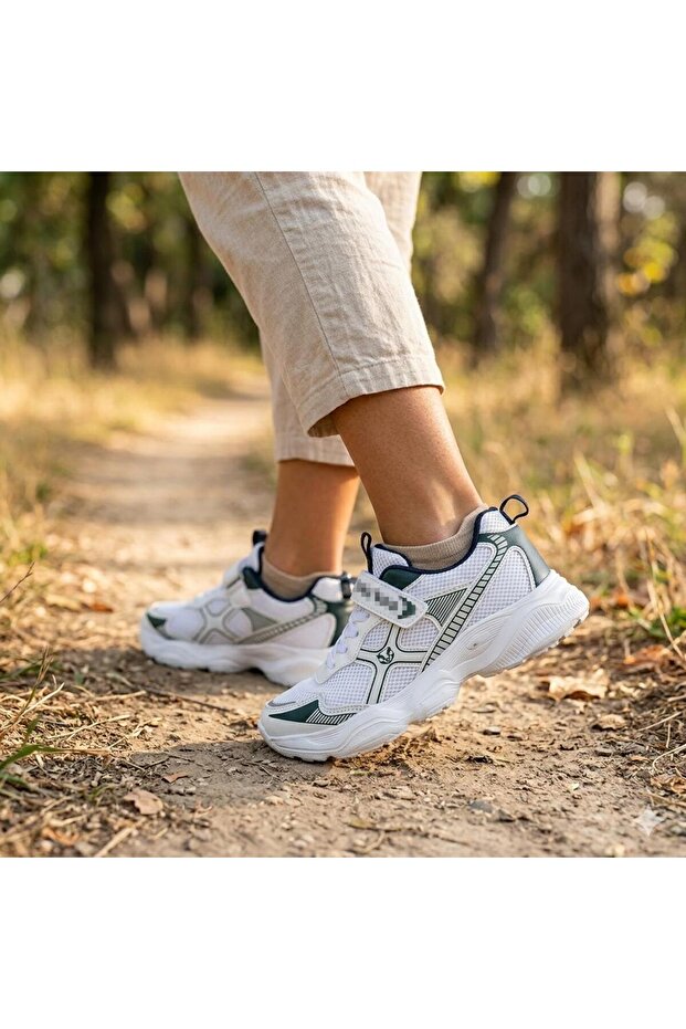 Children's Daily Soft Comfortable Sole Velcro Strap Sports Shoes Sneaker
