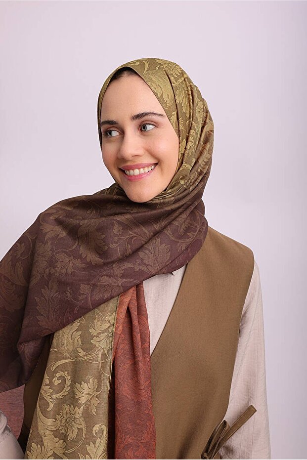شال أهنك مزخرف بنمط متدرج من الجانبين - بني قرفة وخردل