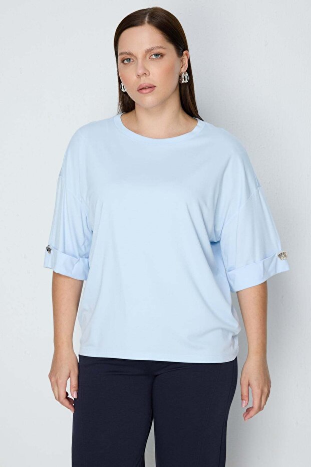 Ornamental Buttoned Half Sleeve Blouse