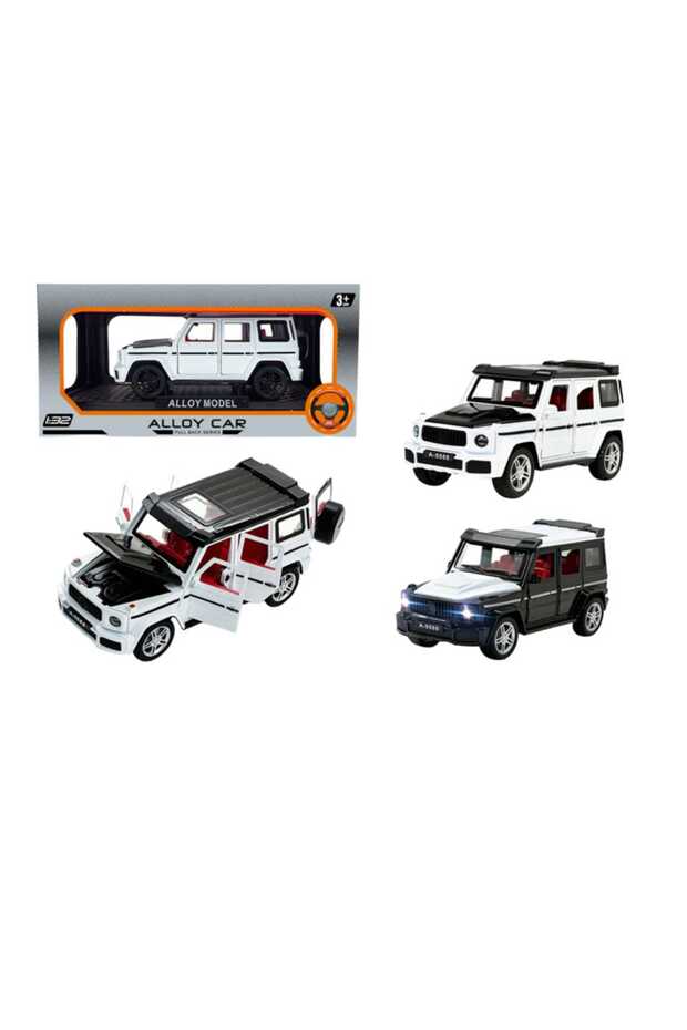 Door Open Die-Cast Car, 1:32 Scale, ML994