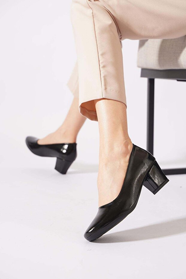 Imprint Flat Gova Women's Heeled Shoes Black Wrinkled