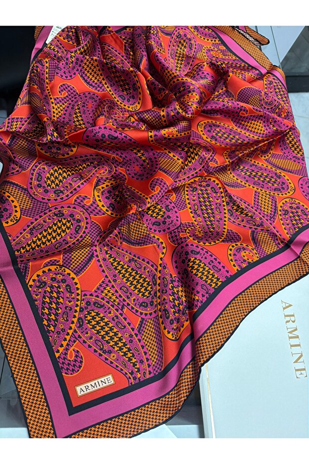 Sura Saf Silk Scarf 9208D