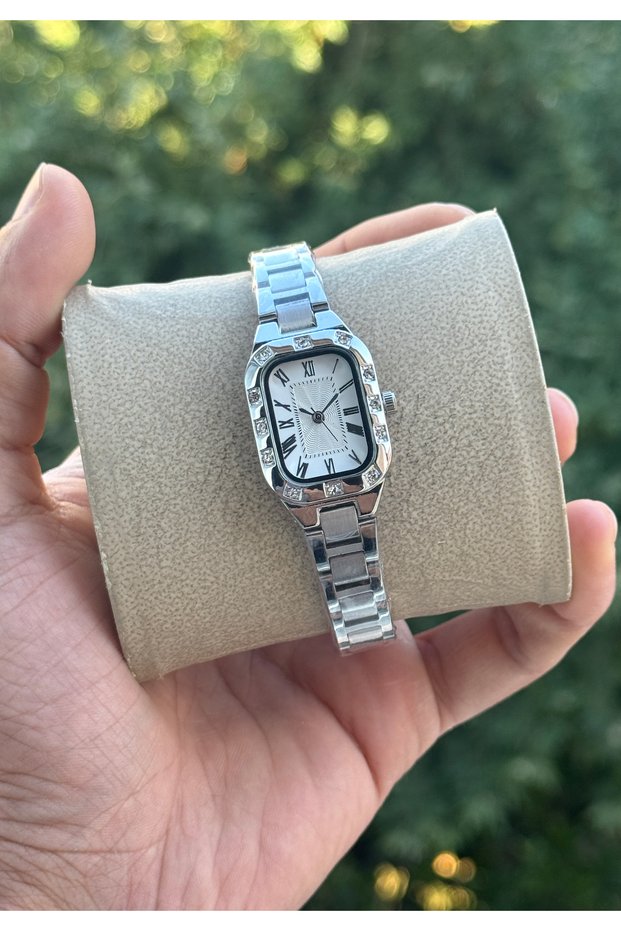 New Season Special Design Stone Detailed Minimal Roman Numeral Women's Wristwatch