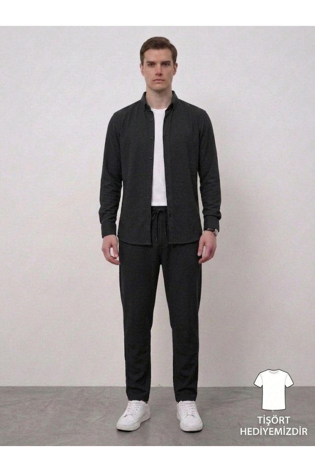 New Definition of Comfort: Flexible Textured, Breathable Modern Men's Suit" T-Shirt with Gift