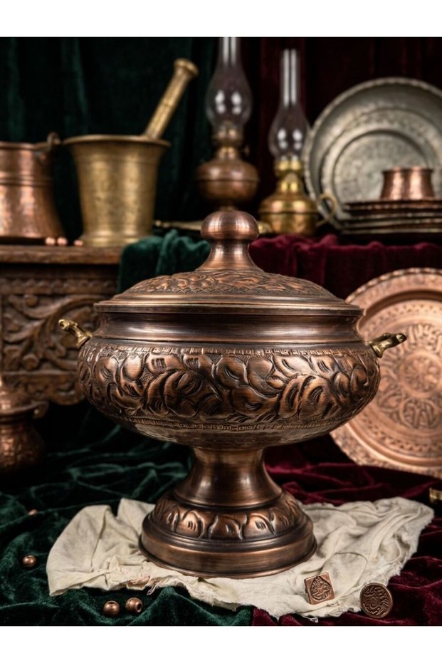 Copper Soup Pot Copper Ashura Pot 35*25 cm Copper Presentation Pot Large Size with Carved Workmanship for Soup Serving, Ashura Serving, Presentation