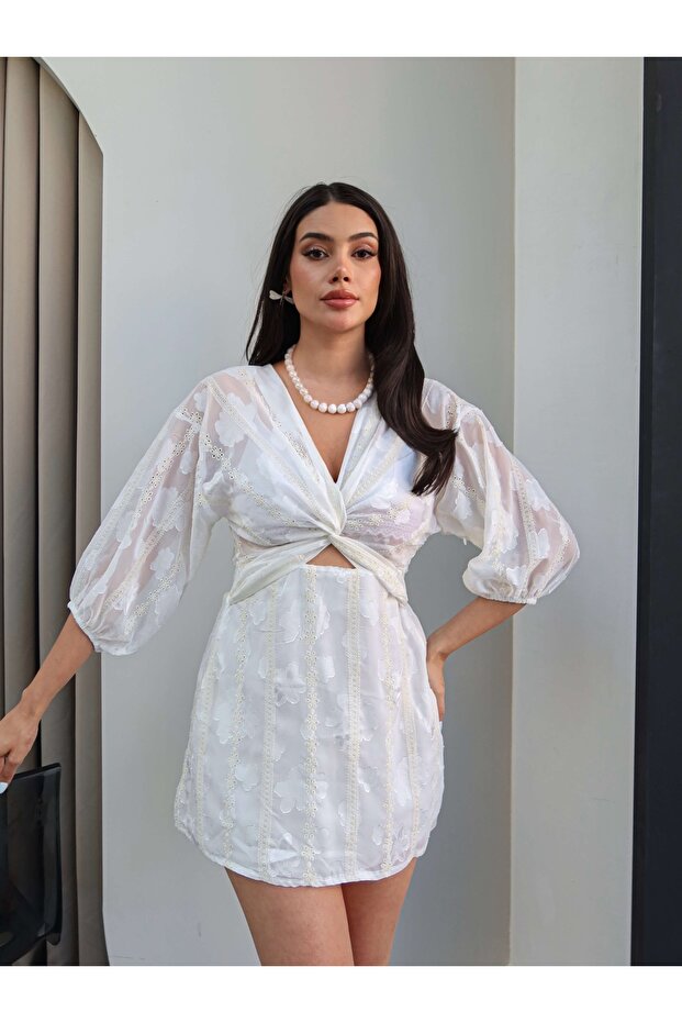 Pre-Knotted Balloon Sleeve Scallop Dress