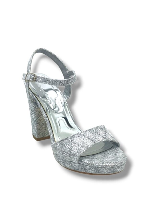 321-26 Glitter Embroidered Satin Single Strap Thick Heel Women's Sandals (11cm)