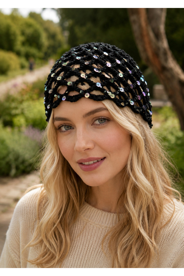 Sequined Black Mesh Knitted Bandana – Stylish Bohemian Summer Beanie
