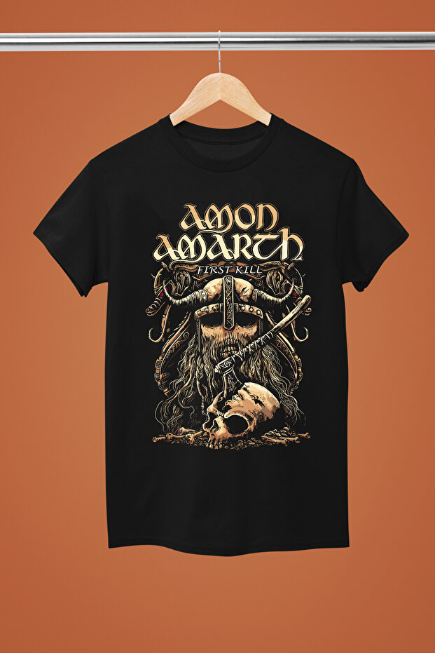تي شيرت روك قطني مطبوع بأكمام قصيرة من AMON AMARTH