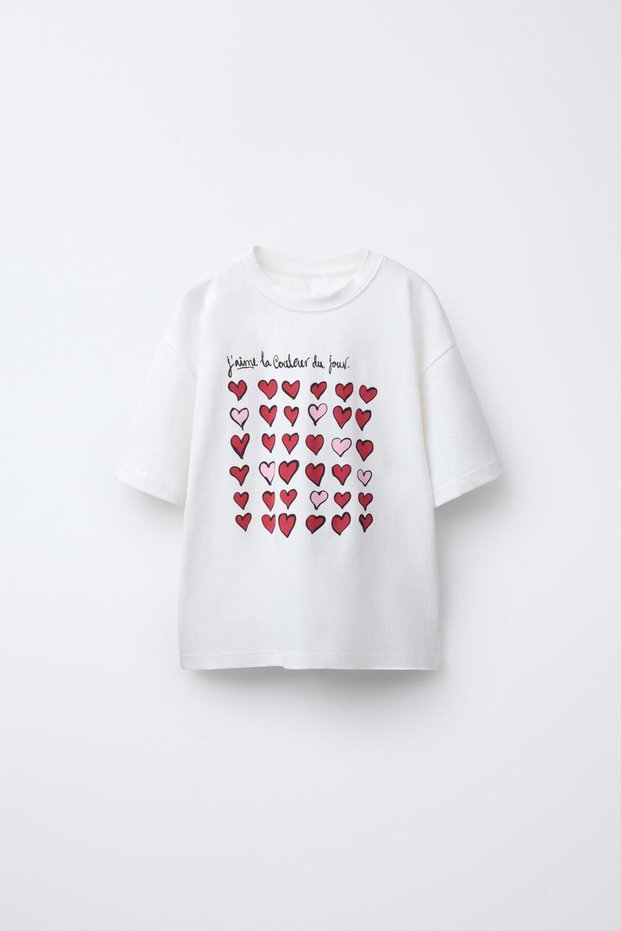 Unisex Oversized T-Shirt the Heart Motif Loose Fit Oversized