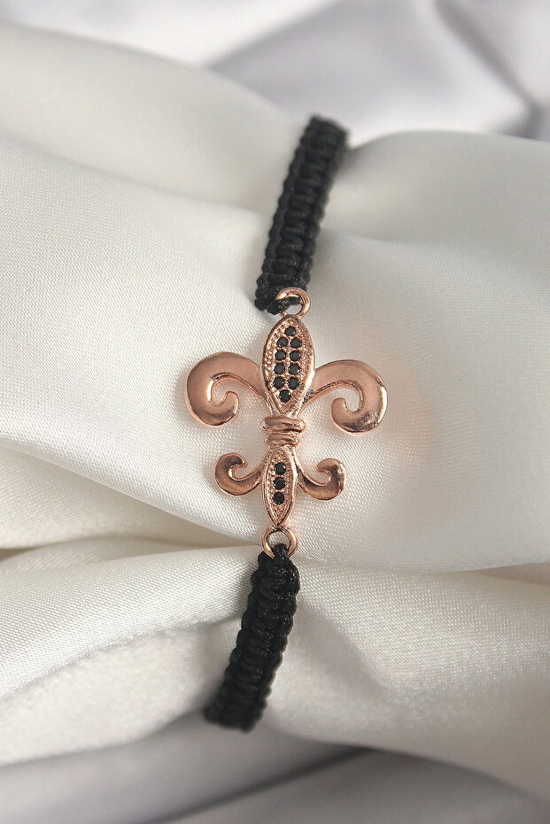 Brass Rose Color Zircon Stone Embroidered Lily Figure Lift Macrame Model Women's Bracelet