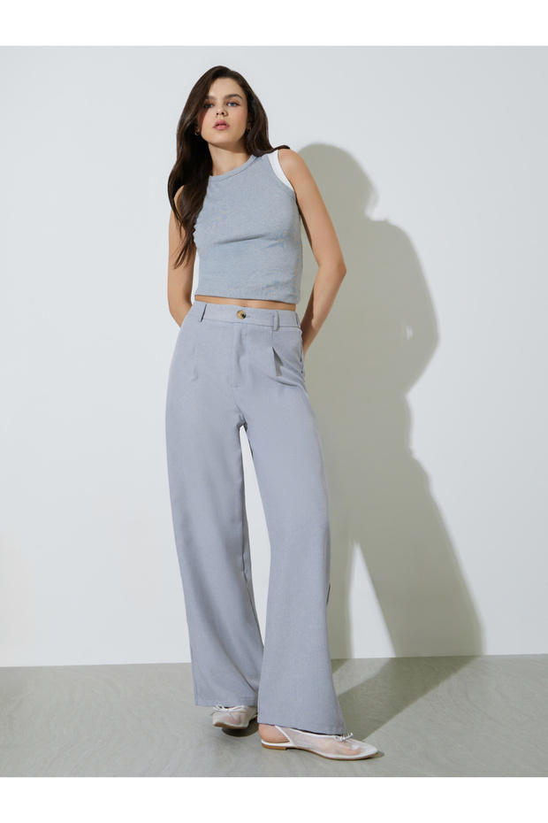 Grey Solid Wide Leg Trousers