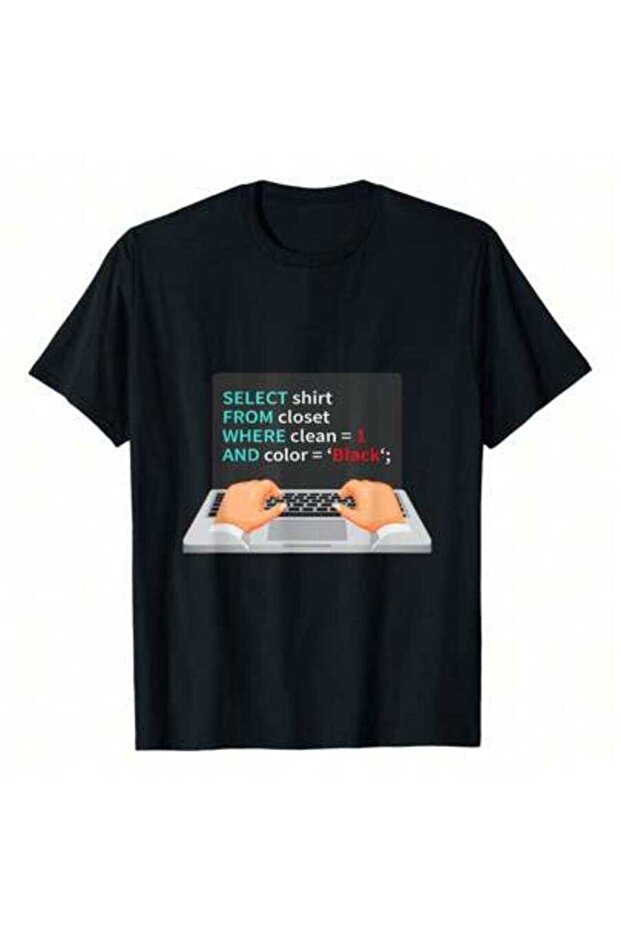 تي شيرت رجالي من SQL Select From Closet Funny Coder Database Admin، مصنوع من القطن الخالص 220 جرام، برقبة دائرية، مثالي للارتداء اليومي والأناقة في الهواء الطلق.
