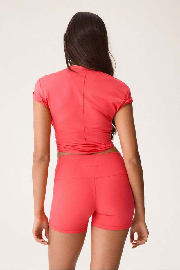 Sports hotpants with SoftMove™