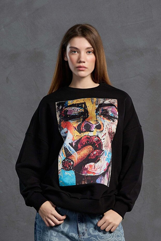Black Pop-Art Printed Oversize Sweatshirt 18216