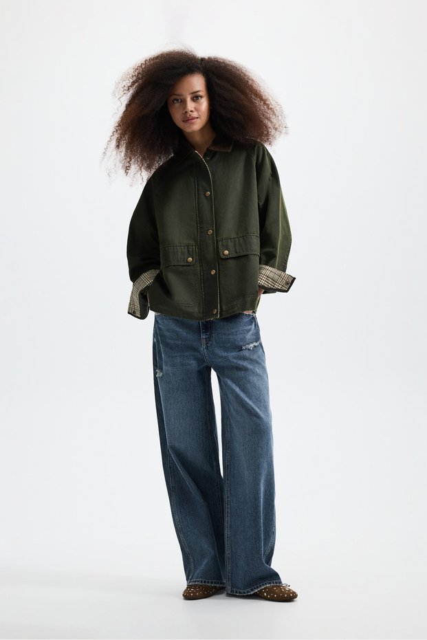 Distressed baggy jean