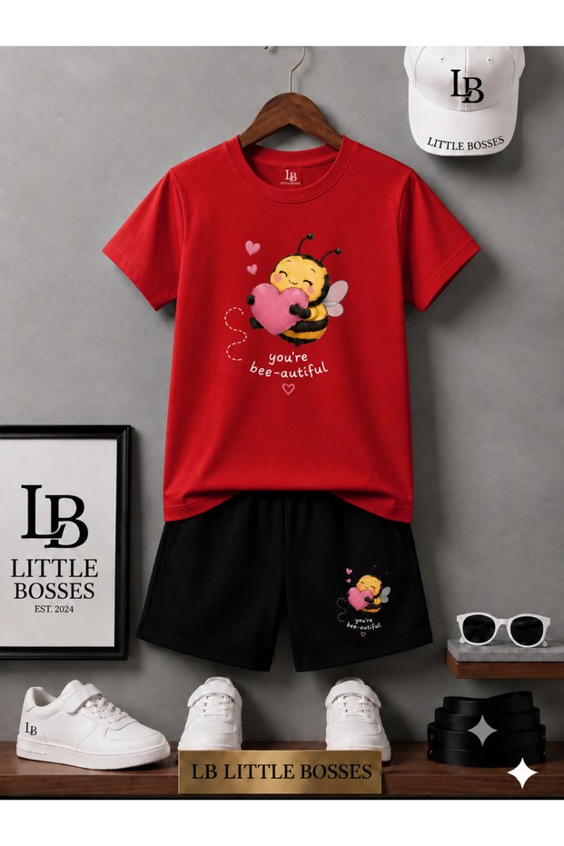 Summer Shorts T-Shirt Unisex (Hearted Bee)