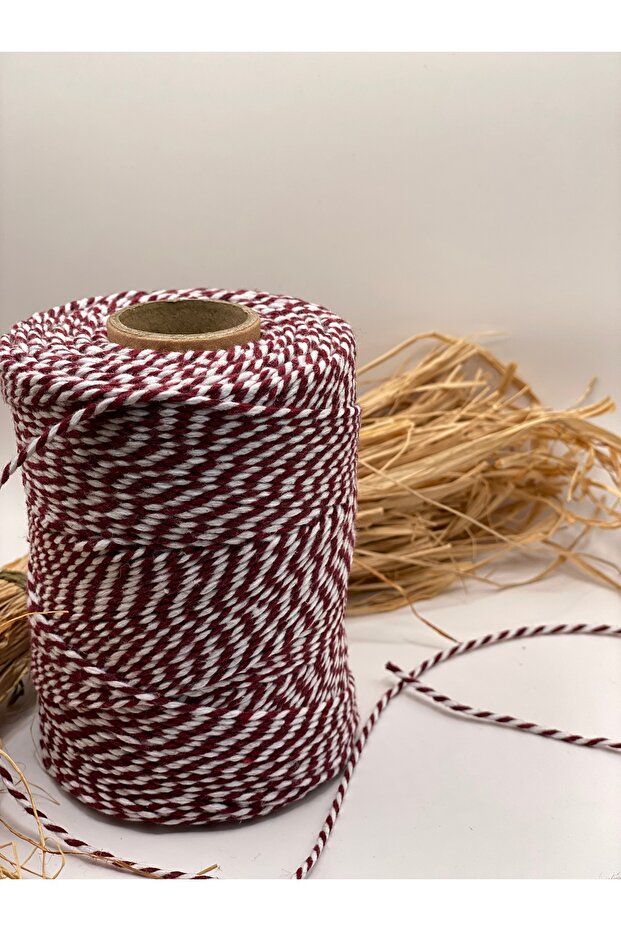خيط هدايا فاخر (200 متر، 200 جرام) متعدد الألوان من مارتينيشكا، سوار وقلادة لعيد الميلاد
