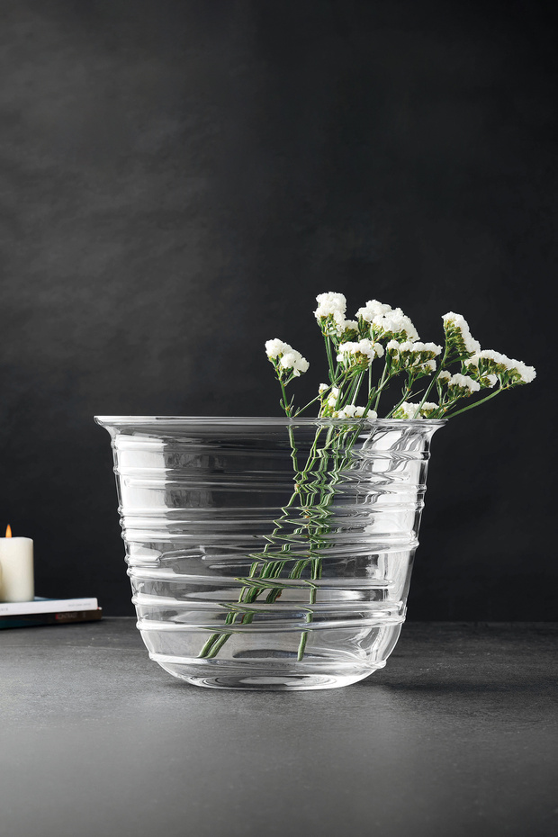 Escape Vase 25 cm