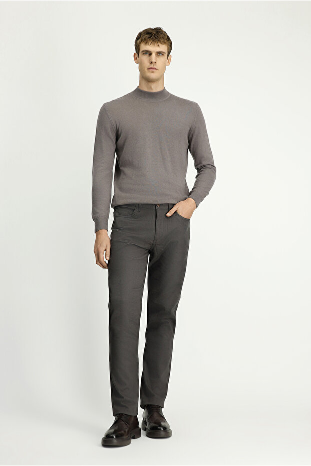 Regular Fit Standard Cut Patterned Lycra Canvas / Chino Trousers