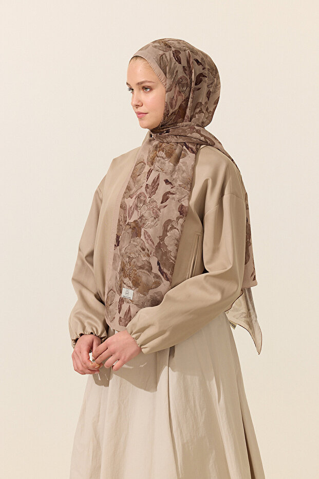 Aura Silk Crepe Shawl - Sand