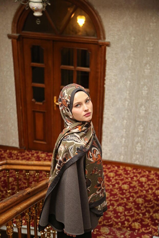 Amore Ivy Pattern Shawl - Khaki-Orange