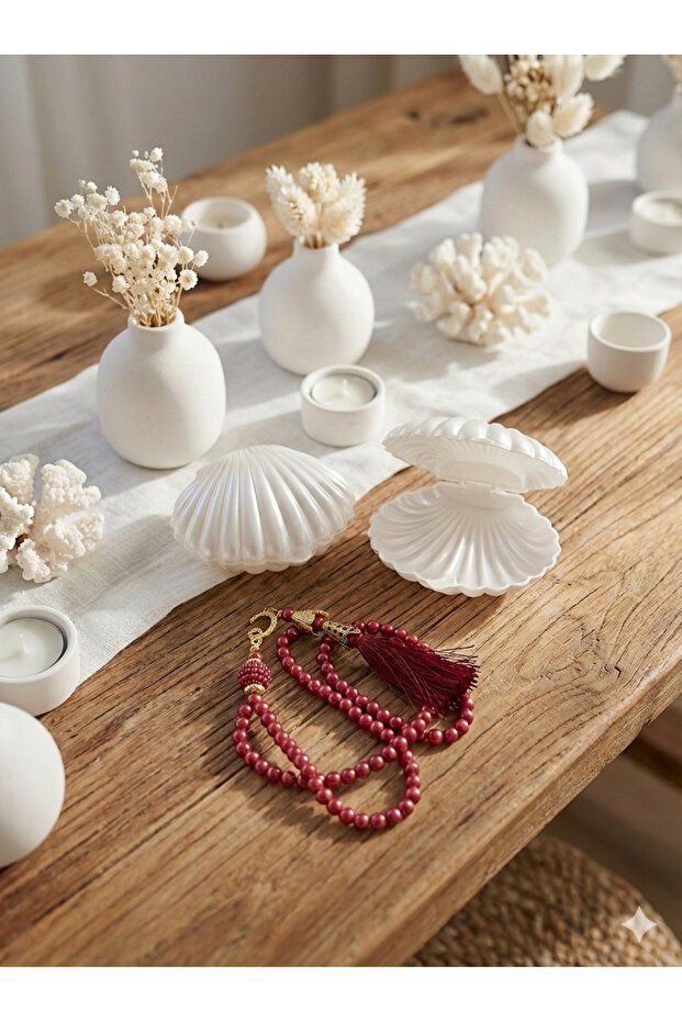 Tesbih Gift |   Special Day Invitation Gift |   Sea Shell Clam Shell Boxed 99 Pearl Prayer Beads Vav Ornamented