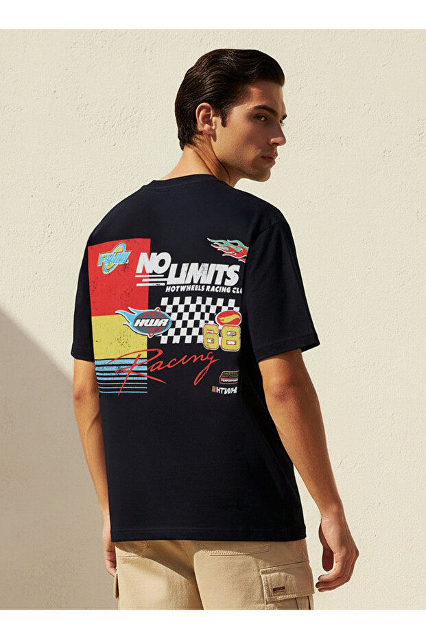 Men Regular Fit Crew Neck Short Sleeves Hot Wheels Print T-shirt