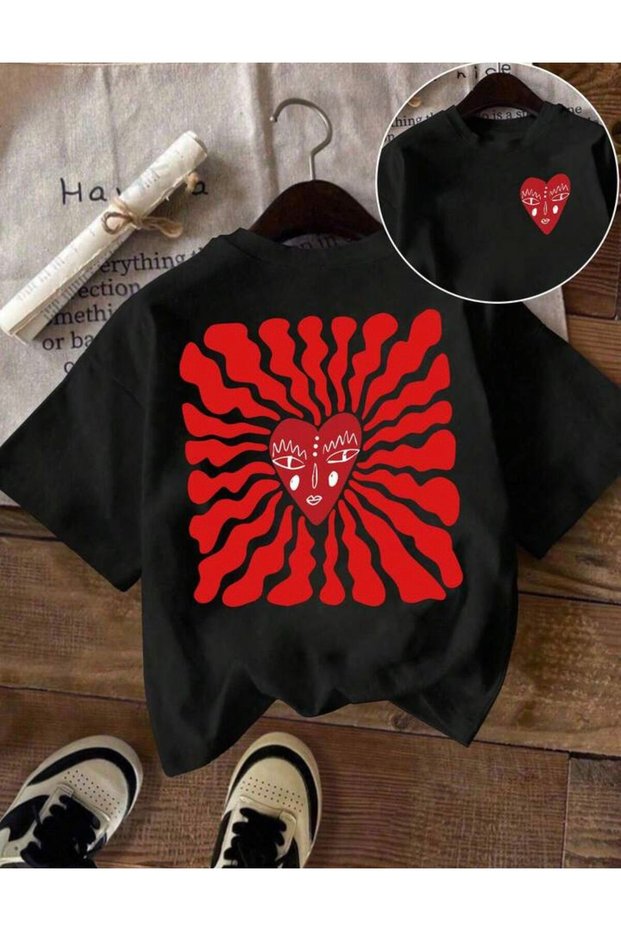Women's Crying Heart Printed Crewneck T-Shirt