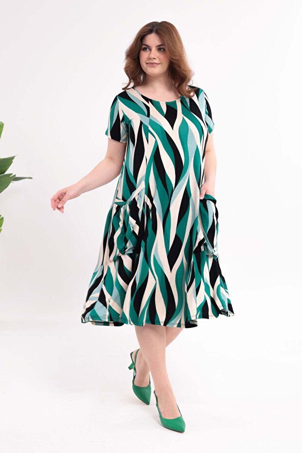 Women's Green Geometric Pattern Loose Dress with Pockets, Compatible with Standard Sizes 42-54, Stretchable Dress