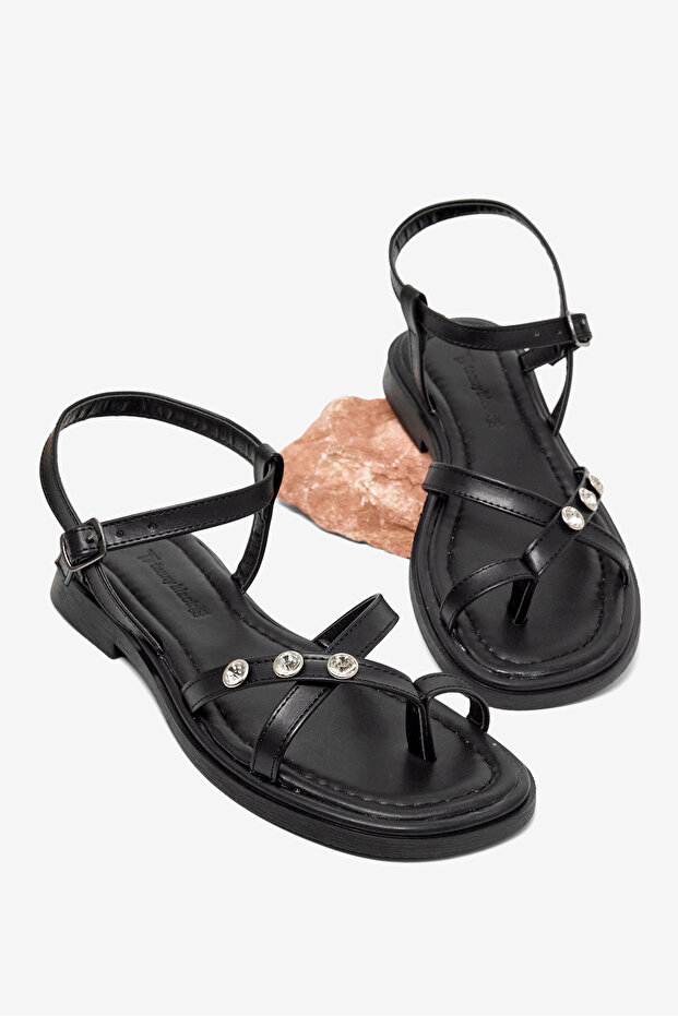 Women's Black Comfortable Fit Stone-Embellished Flip-Flop Sandals