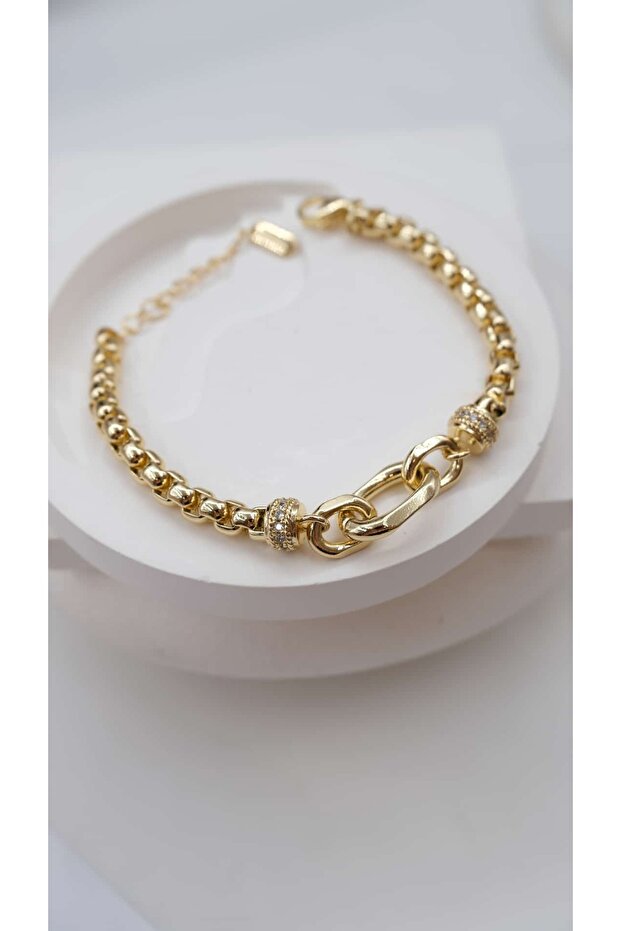 Interlocking Design Thick Bracelet