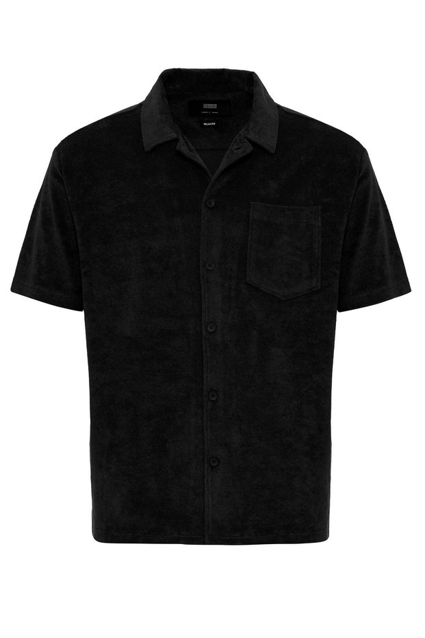 Textured men's short sleeve shirt