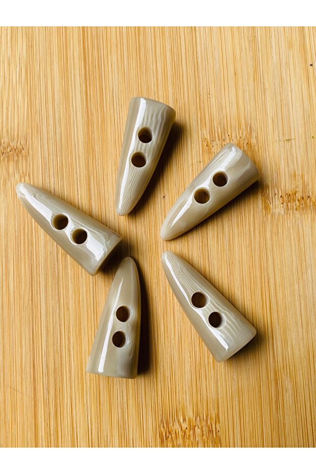 Polyester Grained Horn (Ivory) Shiny Shepherd Button 4.5X1.8 cm 5 Pieces Mink.