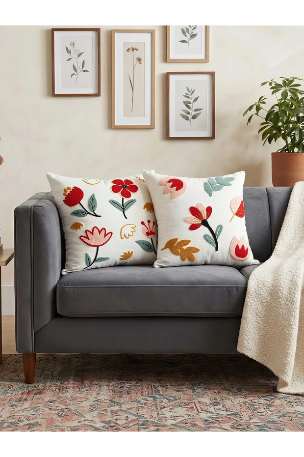 2-Piece Throw Pillow Cover with Punch Embroidery - 45X45 White Textured Fabric - Floral Pattern
