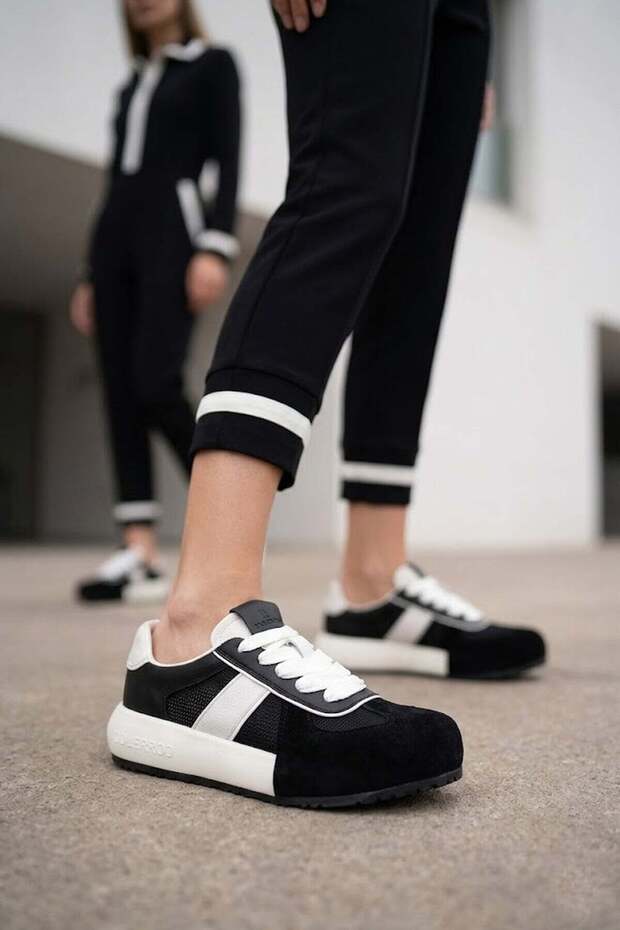 Elit Hml2033 Women's Classic Sneaker Black