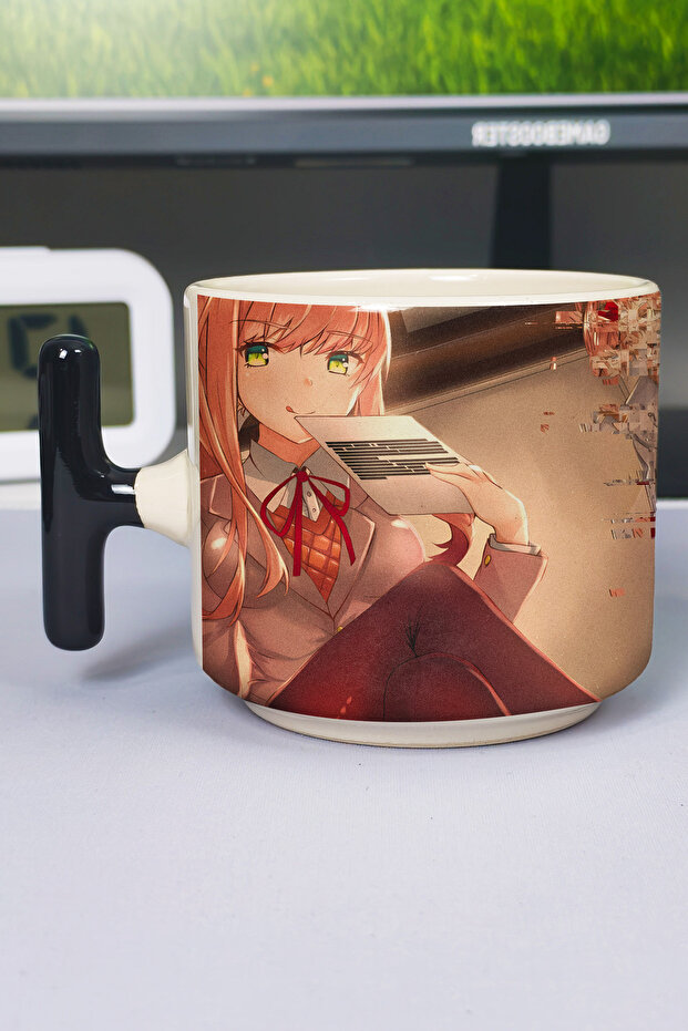 كوب سيراميك فاخر مطبوع من DDLC (قطعة واحدة) بمقبض أسود خاص على شكل حرف T بمقبض مموج V5T