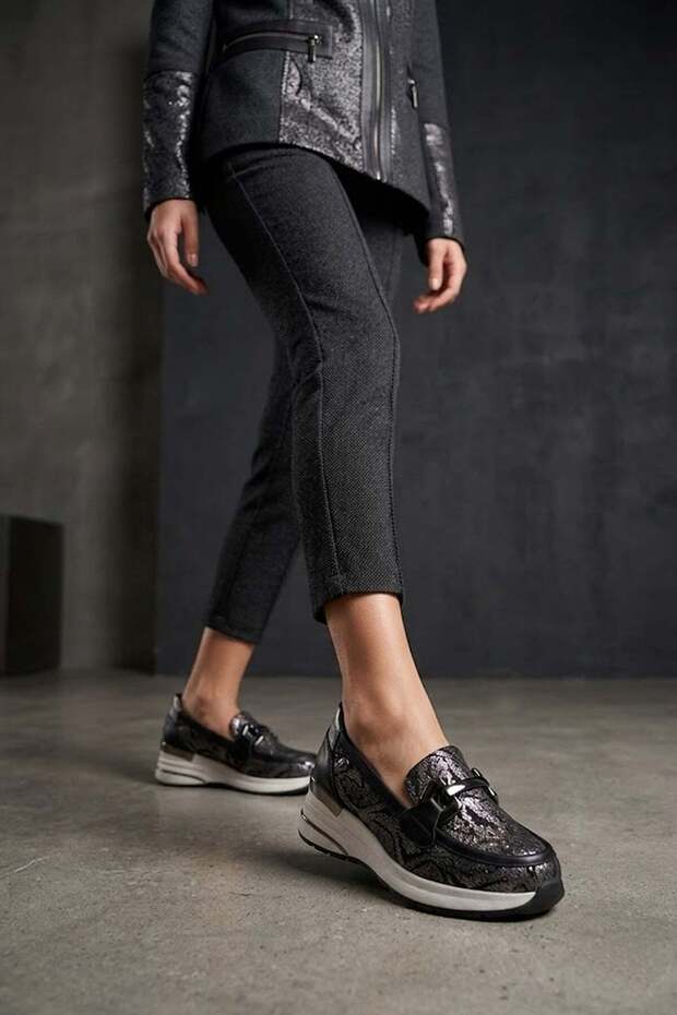D26Ya-3240 Women's Genuine Leather Casual Shoes Black