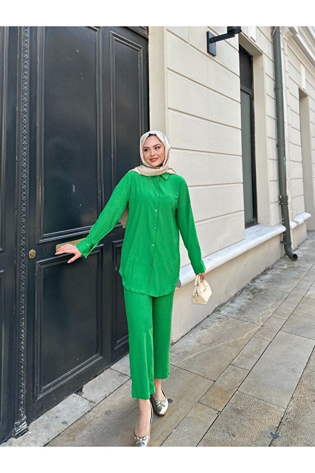 بدلة نسائية ملفوفة مع بنطلون