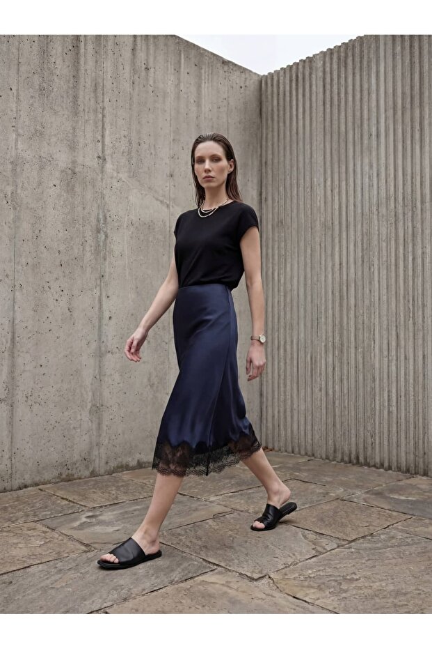 Zoro Satin Skirt