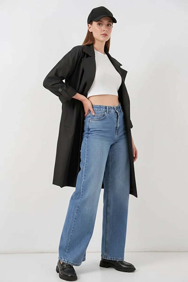 Women's Double-Breasted Collared Lined Black Trench Coat