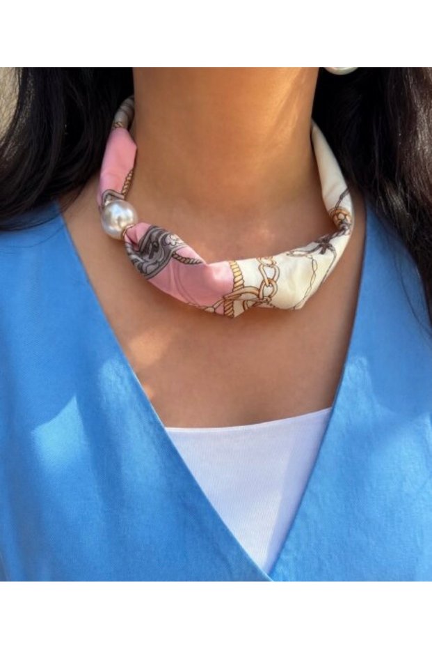Tuelataki/Pearl Detailed Patterned Scarf Necklace