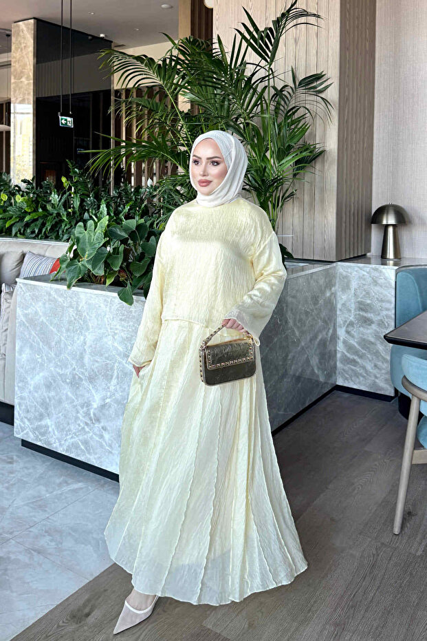Yellow Blouse Skirt Set with Stitching Detail