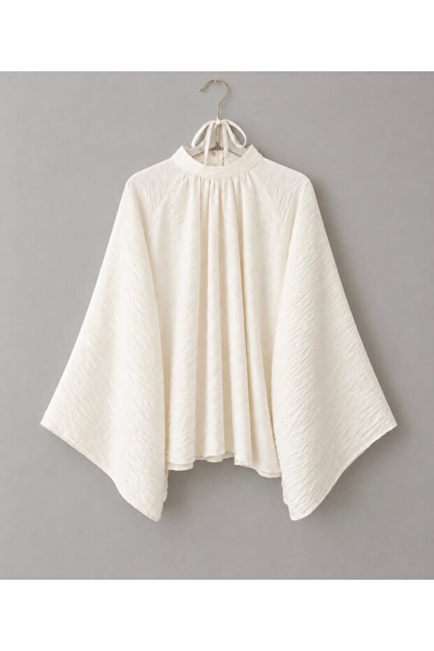 Hakim Collar Pleated Oversize Blouse (Suitable for Size 38-42)