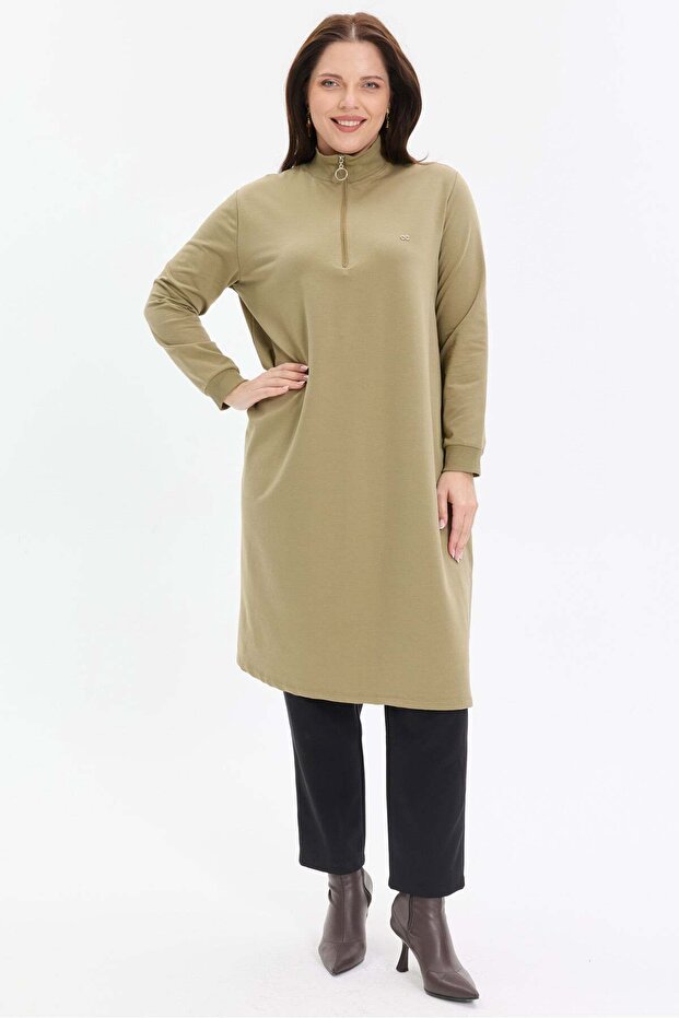 Stand collar two thread zippered tunic