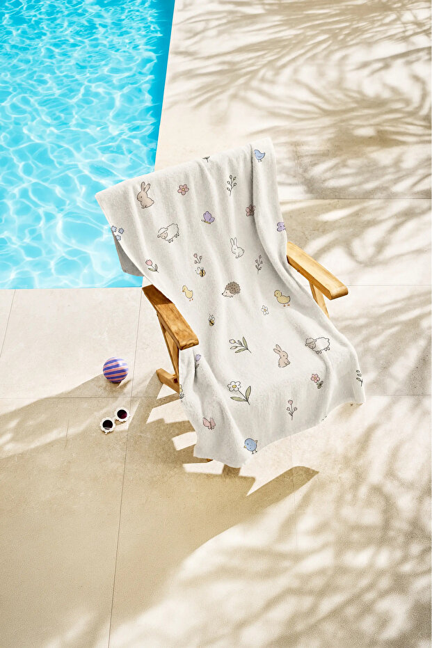 Tiny Forest Patterned Beach Towel - 2