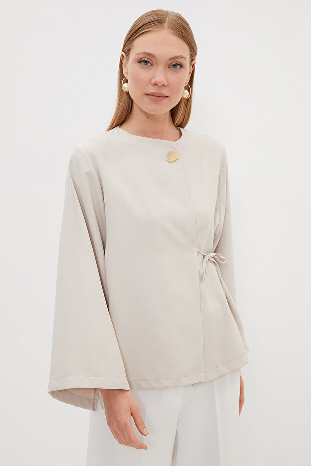 Single Button Sleeve Slit Jacket - 2